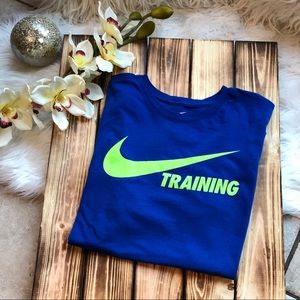 SOLD 🅝🅘🅚🅔 🅣🅡🅐🅘🅝🅘🅝🅖 🅣-🅢🅗🅘🅡🅣